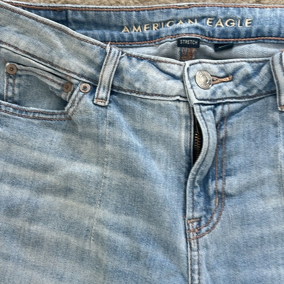 AE Dreamy Drape Stretch Low-Rise Baggy Wide-Leg Jean - Picture 7 of 9